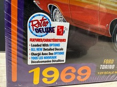 AMT – 1969 FORD TORINO COBRA FASTBACK – 1:25 SCALE KIT – FACTORY SEALED NEW