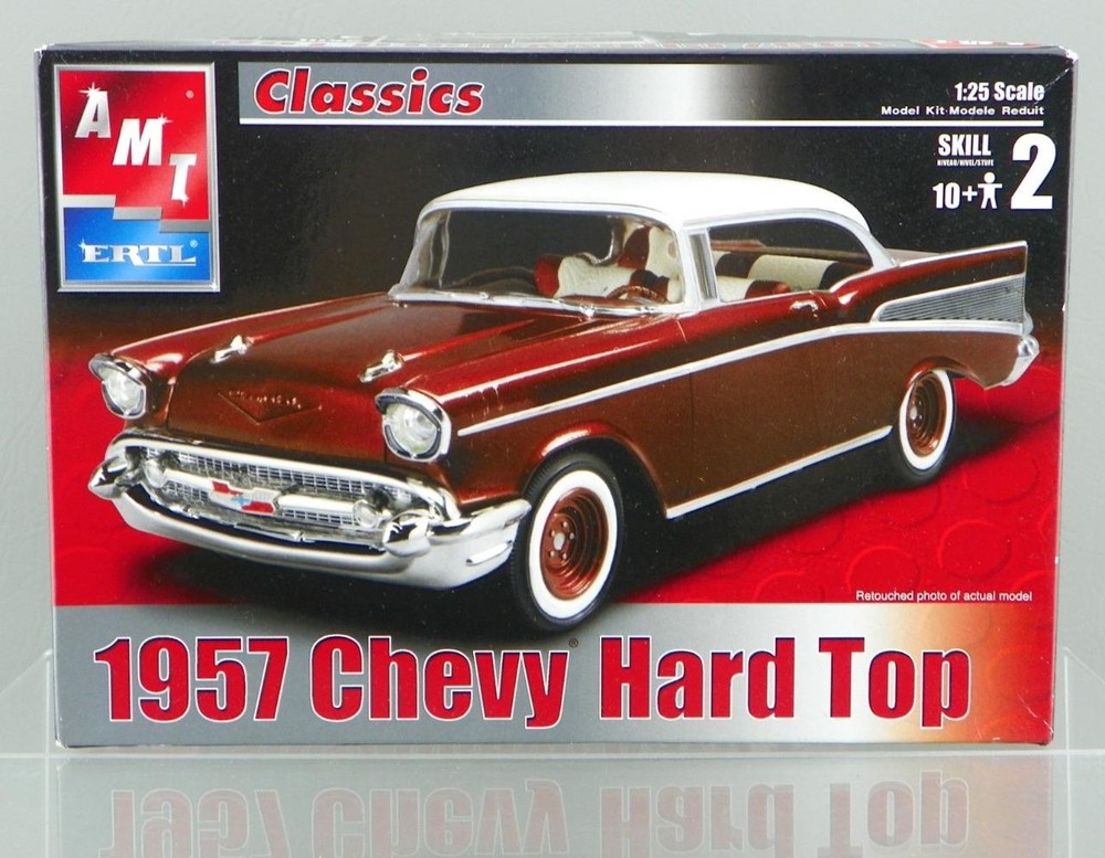 AMT 2002 Ertl Classic 1:25 Street Custom 1957 Chevy Hard Top Model Car Kit NEW