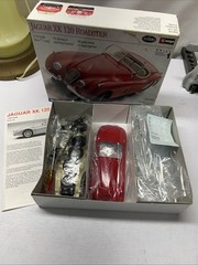 Vintage 1993 TESTORS Burago JAGUAR XK 120 Roadster Metal Body 1:24 Model Kit 168