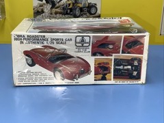 Vintage AMT Modern Classic Cobra Roadster #T414