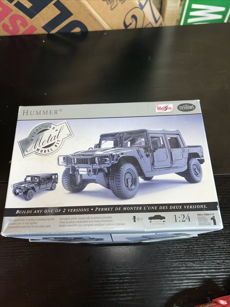 Maisto Testors Hummer Metal Body Model Kit Pre-Painted 1:24 Scale Die Cast Metal