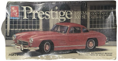 AMT Prestige 1955 Mercedes-Benz 300SL Gullwing 1:25 Model Kit New w Box Damage