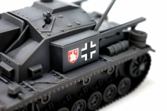 AFV Club WQT-004 Q Tank Series – WWII German Sturmgeschutz III Ausf.F – USA Ship