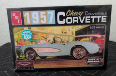 AMT 1957 Chevy Corvette Convertible Model Kit 1:25 Culture Series Sealed