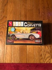 AMT 1957 Chevy Corvette Convertible Model Kit 1:25 Culture Series Sealed 1016/12