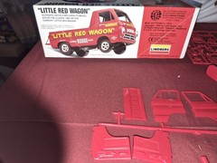 LIndberg 1:25 LIttle Red Wagon Model Kit # 72158 Please check photos