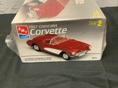 VINTAGE AMT 1957 Chevrolet Corvette 1/25 Model Kit FACTORY SEALED NEW