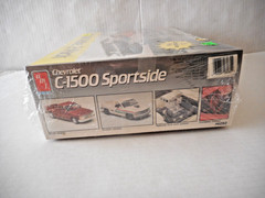 AMT Walmart Pickups Special Value 2 Pack 1972 GMC Stepside & Chevrolet Sportside