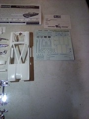 A5E Monogram 85-2385 ’58 Ford Thunderbird Convertible 2n1 Model kit Complete?