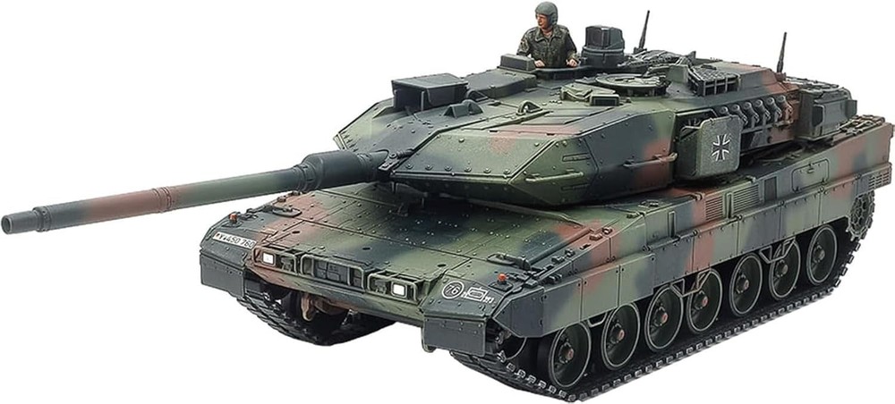 TAMIYA 1/48 MILITARY MINIATURE SERIES No.107 GERMAN TANK LEOPARD 2 A7V KIT 32607