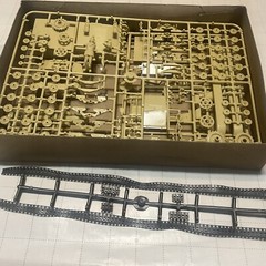 VINTAGE 1976 REVELL IITALAEREI ASSAULT TANK M40-M41 1/35 SCALE MODEL KIT H-2104