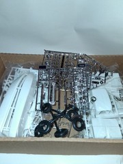 Revell 1996 1:25 ’65 Chevy Stepside Pickup & Hemi-Hydro Combo #85-7249 Skill 2