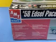 AMT /ERTL ’58 EDSEL PACER WITH CONTINENTAL KIT & FENDER SKIRTS “NEW”