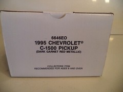AMT/Ertl 1995 Chevrolet C-1500 Extended Cab, dark garnet Red NEW IN BOX