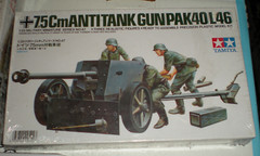 TAMIYA Military Mini Sdkfz251/1, 7.5cm Antitank, WWII & Modern US Army Infantry+