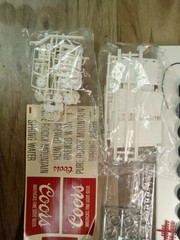 Vintage amt COORS Fruehauf 40′ REEFER 1/25 Scale Kit Featuring 5203