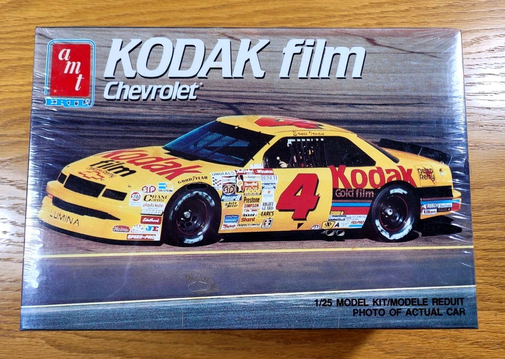 Ernie Irvan Model Car AMT Ertl 1/25 Plastic NASCAR Kodak Film 6727 Vintage 1990