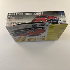 1949 Ford Tudor Coupe 1/32 Scale Model #72141 Lindberg sealed Package ￼￼