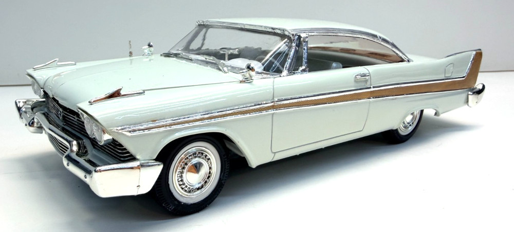 AMT 1:25 Scale 1957 Plymouth Fury White John Klaver Pro-Built Model Kit