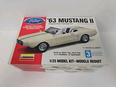 Lindberg 1963 Ford Mustang II Concept Car 1/25 Scale Model Kit NEW OPEN BOX READ