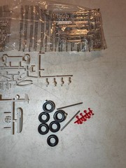 A9A AMT 63 FORD 500XL SPORTS HARDTOP ADVANCED 3 in 1 CUSTOMIZING MODEL KIT 6003