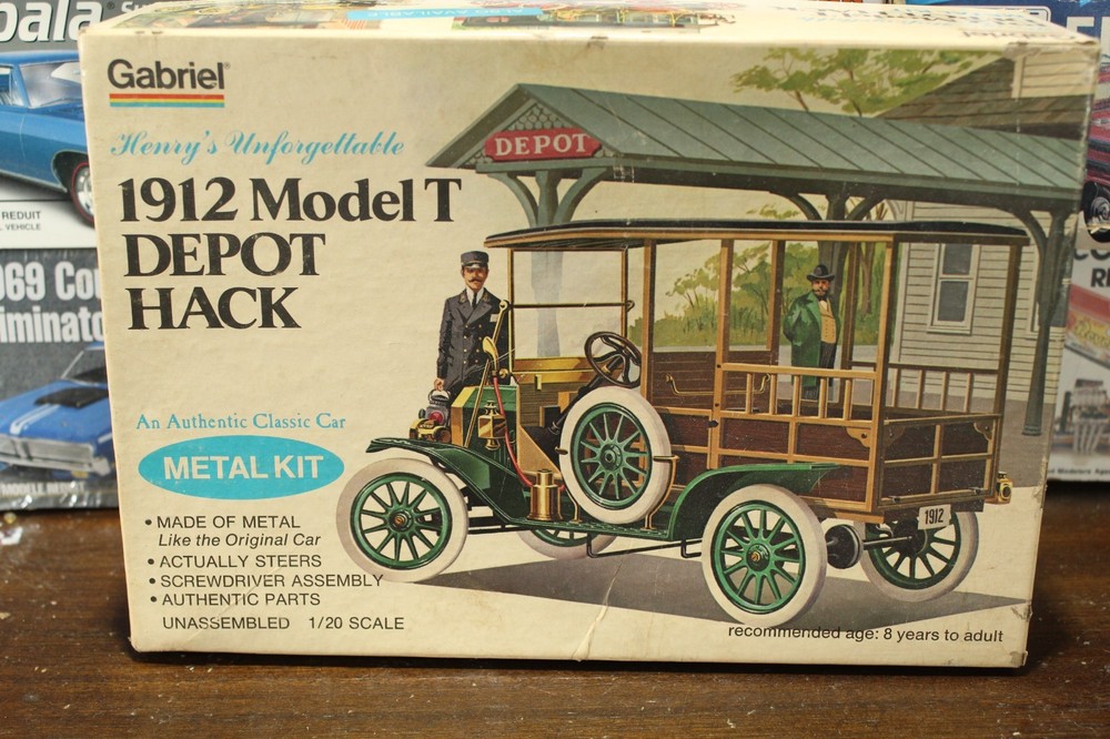 Hubley Gabriel 1912 Model T Depot Hack Metal Kit
