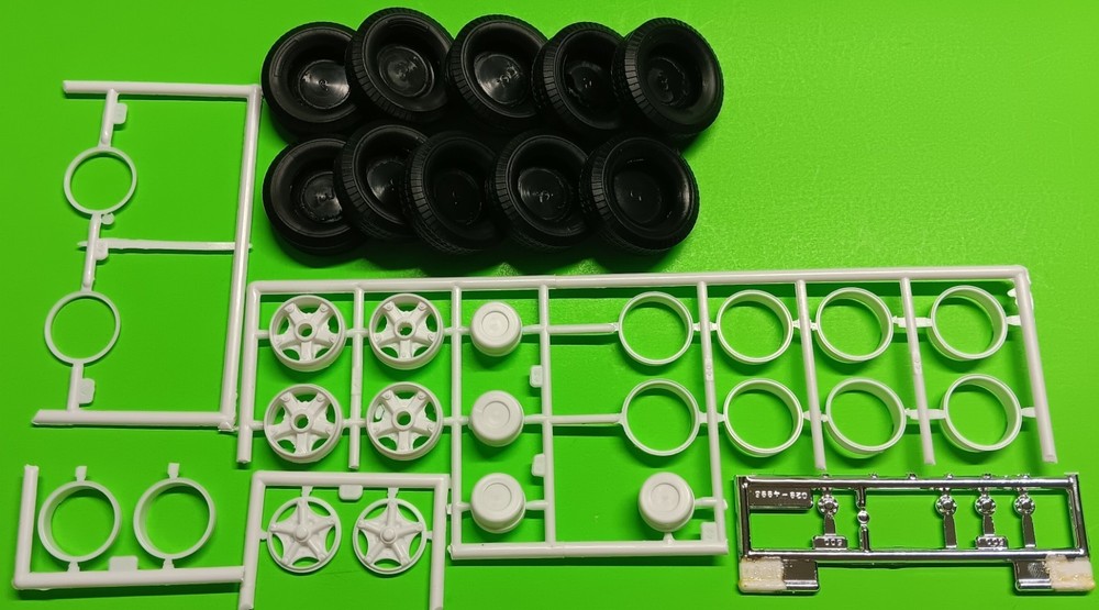 Dayton Rim Tires Diamond Reo 1/25 AMT Truck Tractor Wheels Big Rig Semi
