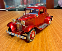 1932 FORD V8 COUPE AMT MODEL KIT ” BUILT “