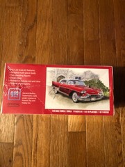 ATLANTIS 1957 CADILLAC ELDORADO BROUGHAM 1/25 SCALE MODEL KIT