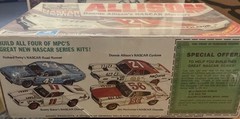 VINTAGE ORIGINAL 1970’S MPC 1/25 SCALE ALLISON’S NASCAR MERCURY SEALED KIT