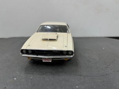 C11 Dodge Challenger Street Machine built model Car Vintage McM 1/24