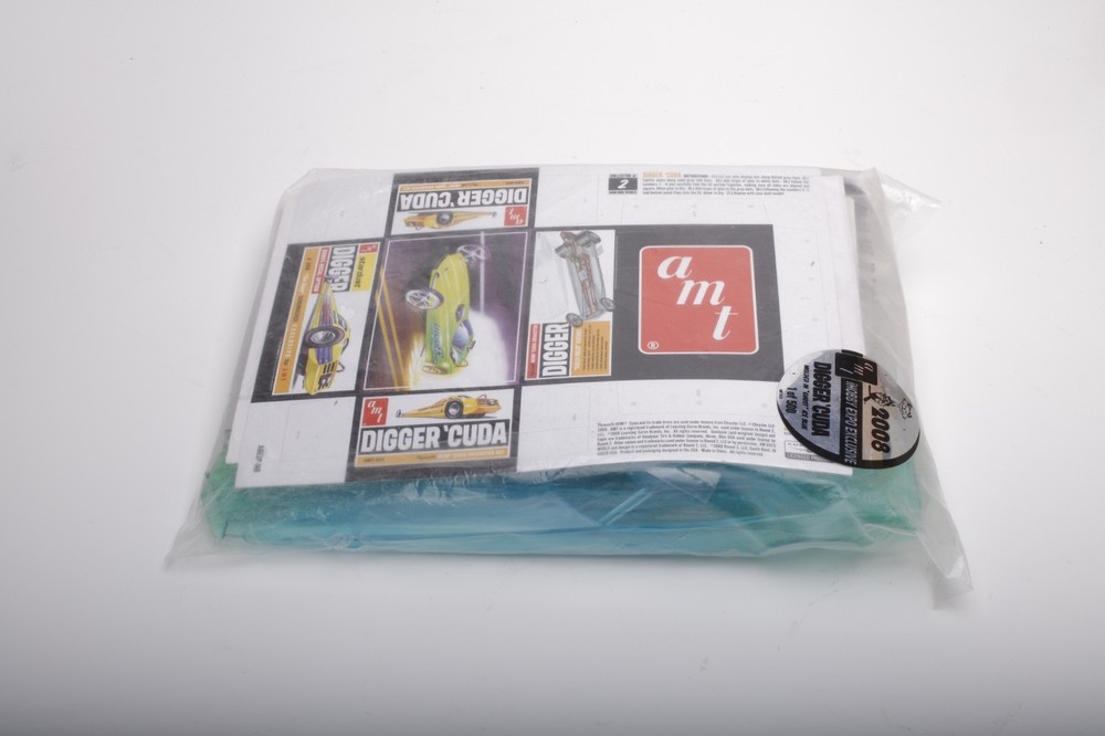 AMT 2008 IHobby Expo Digger Cuda Dragster 1 of only 500 Made Sealed
