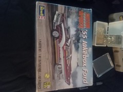 Revell 55 Ford Jukebox Model Kit 1/25 Scale