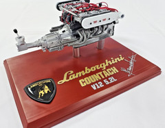 Lamborghini Countach Engine Motor Built Up Painted Model Scale 1/8