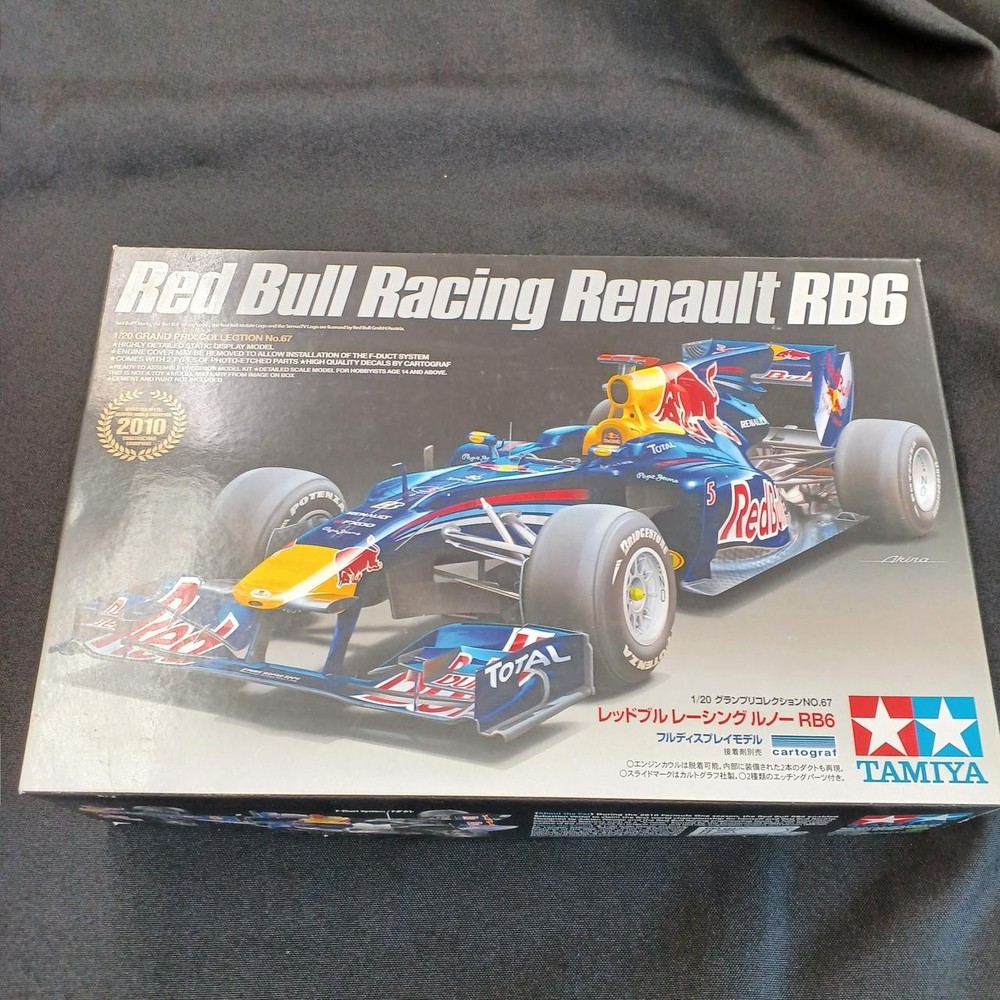 TAMIYA Gr Prix Collection NO67 1/20 Red Bull Racing Renault RB6 Collectables 17+