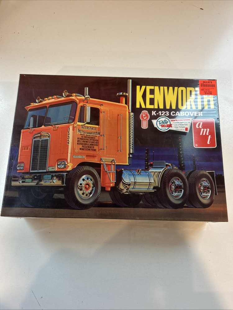 NEW SEALED AMT Kenworth K-123 Cabover Tractor 1:25 Model Kit Tilting Cab Decals