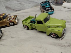 Model Junkyard/parts Plastic ,Nice Custom Car Lot Of 4 Custom Pickups