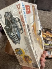 VINTAGE AMT #T410 1953 FORD F100 PICKUP TRUCK STREET ROD 1:25 MODEL New Dented
