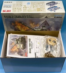 RyeField Model RFM 5135 1/35 M4A3 Sherman 76W VVSS Late w/Interior Standard Ver.