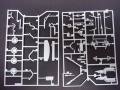 DONOR 1996-2000 NASCAR PONTIAC GRAND PRIX STOCK CAR MODEL KIT-REVELL – 1/24