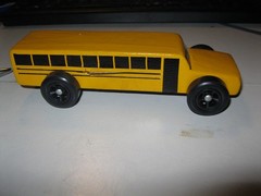 Pinewood Derby Car + extra car kit