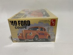 AMT 40 Ford Coupe Build 1 Of 3 Ways Retro Deluxe Car Plastic Model Kit Sealed