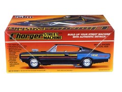MPC 1/25 1967 Dodge Charger Street Machine 102‑Part Muscle Build MPC1028