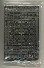 Tamiya 1/35 US Tank Destroyer M18 Hellcat Model Kit No.376 35376 Ships From JP