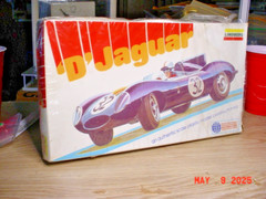 Vintage Lindberg D Type Jaguar Race Car 2105 1/25 Model UPRM