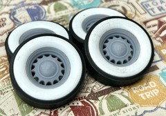 Resin 15-Inch “Artillery” Wheels, W/ Wide Whitewalls,1/24 1/25 Scale