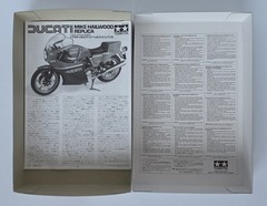 Tamiya 1:12 Scale Ducatil 900 Mike Hailwood Replica Model Kit 14019
