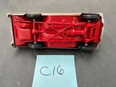 C16 Amt 1957 Ford Thunderbird vintage built model 1/25.