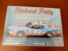 Salvinos Jr Models Richard Petty 1984 Pontiac Prix 200th Race Winner Kit 6989
