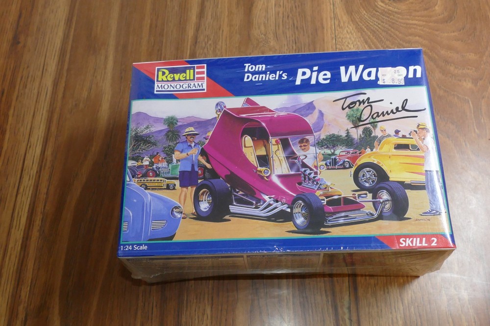 Revell Monogram Pie Wagon Tom Daniel 1:24 Plastic Model Kit 85-2498 NEW SEALED